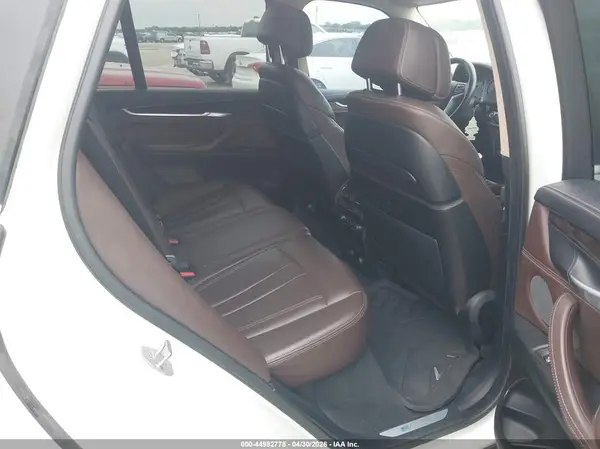 5UXKT0C52G0F74876 2016 BMW X5 - Image 8