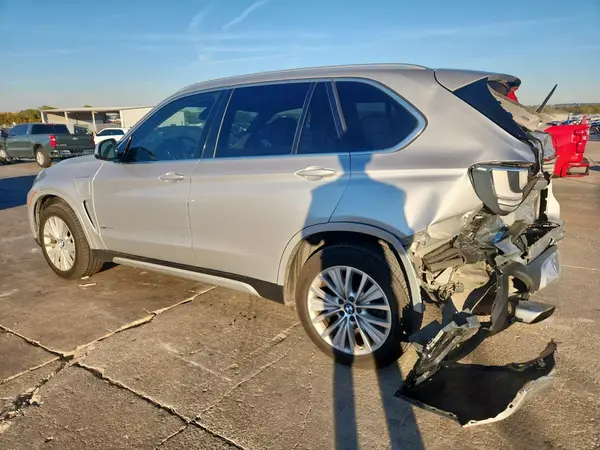 5UXKT0C52G0F74926 2016 BMW X5 - Image 2