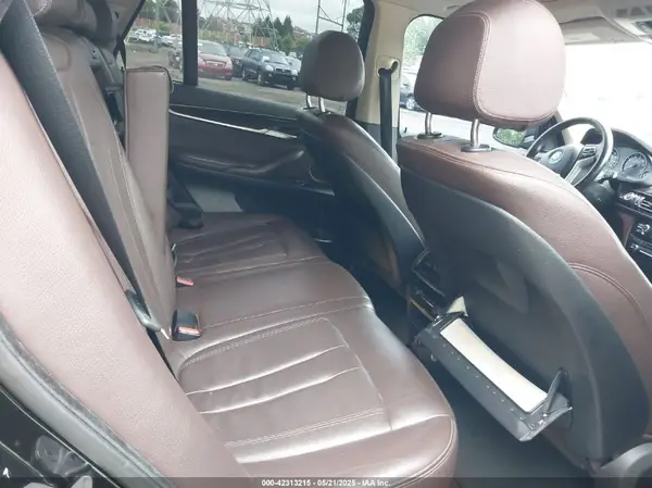 5UXKT0C52G0S75661 2016 BMW X5 - Image 8