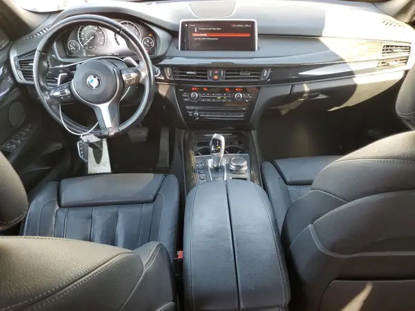 5UXKT0C52J0V98504 2018 BMW X5 - Image 8