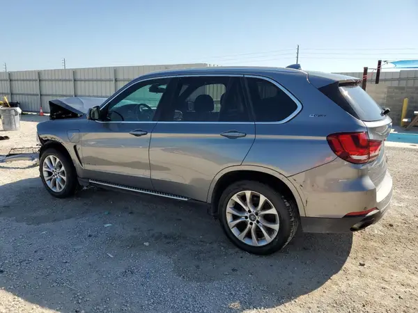 5UXKT0C52J0V98597 2018 BMW X5 - Image 2