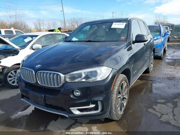 5UXKT0C52J0W02406 2018 BMW X5 - Image 2