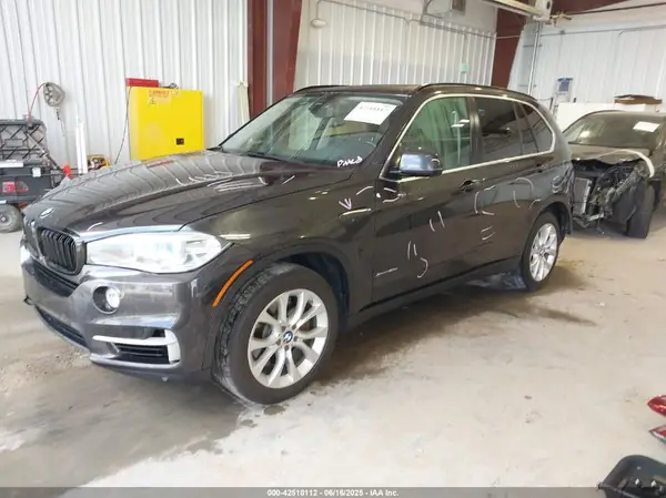 5UXKT0C53G0F75082 2016 BMW X5 - Image 2