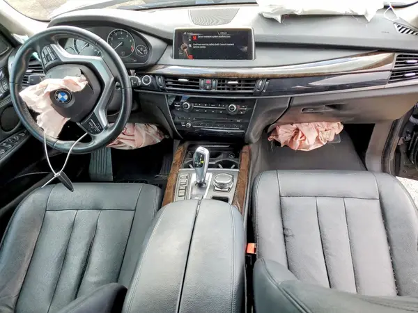 5UXKT0C53G0S76110 2016 BMW X5 - Image 8