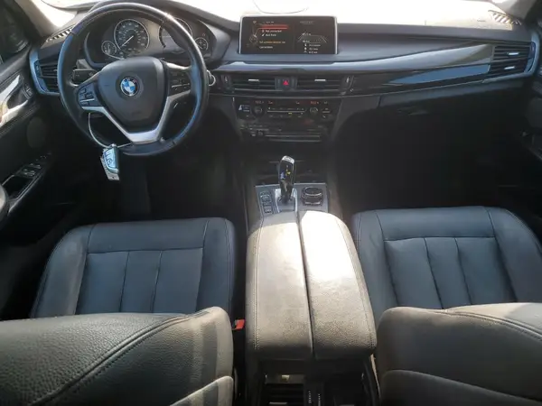 5UXKT0C53G0S76320 2016 BMW X5 - Image 8