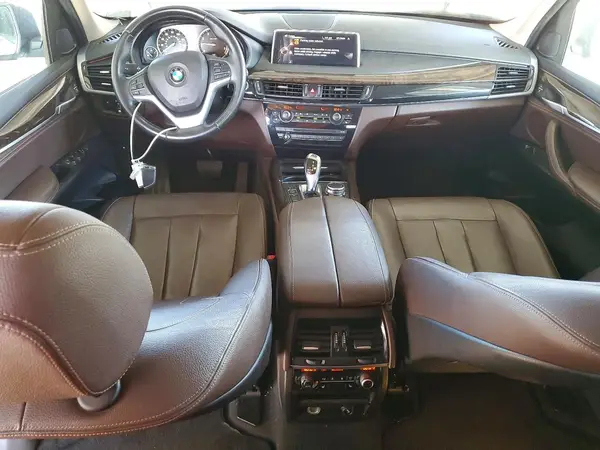 5UXKT0C53G0S77337 2016 BMW X5 - Image 8