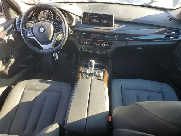 5UXKT0C53G0S78469 2016 BMW X5 - Image 8
