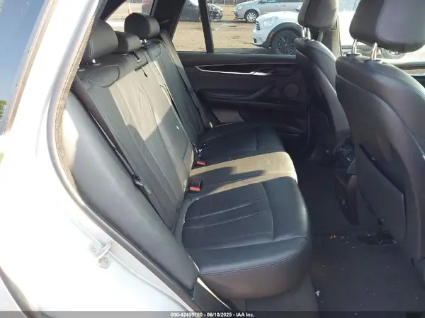 5UXKT0C53H0S80482 2017 BMW X5 - Image 8