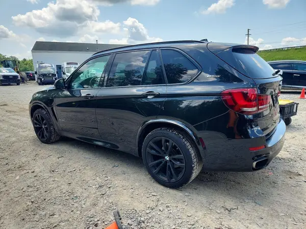 5UXKT0C53J0V98270 2018 BMW X5 - Image 2