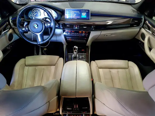 5UXKT0C53J0V98883 2018 BMW X5 - Image 8