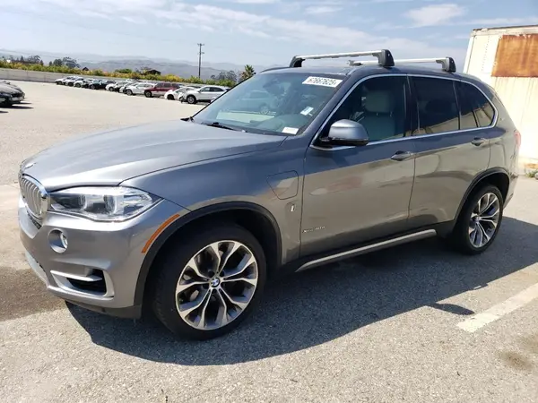 5UXKT0C53J0V98933 2018 BMW X5 - Image 1