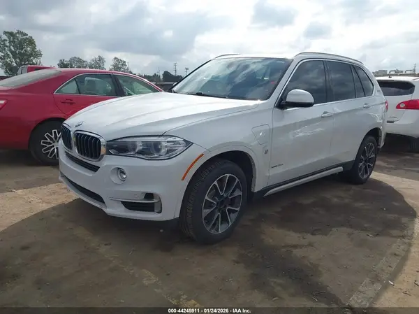 5UXKT0C53J0W00146 2018 BMW X5 - Image 2