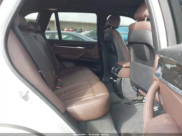 5UXKT0C53J0W00146 2018 BMW X5 - Image 8
