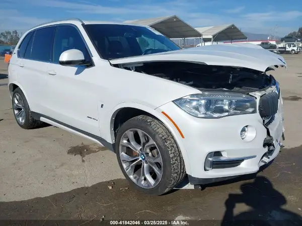 5UXKT0C53J0W00910 2018 BMW X5 - Image 1