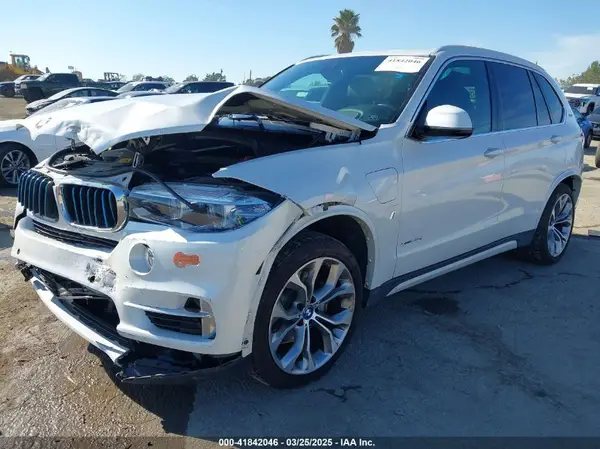 5UXKT0C53J0W00910 2018 BMW X5 - Image 2