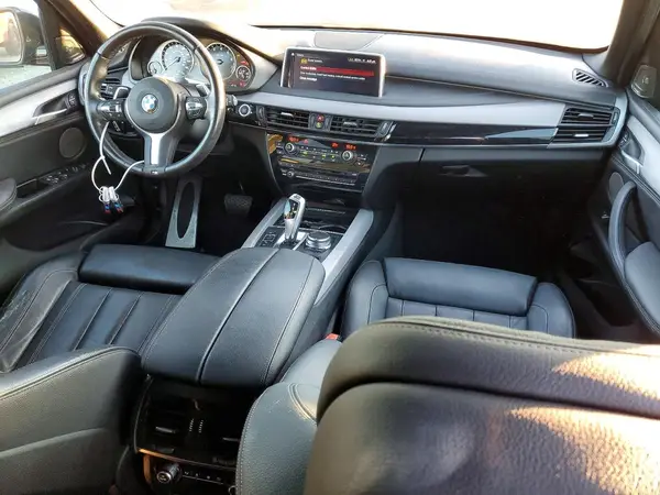 5UXKT0C53J0W02446 2018 BMW X5 - Image 8