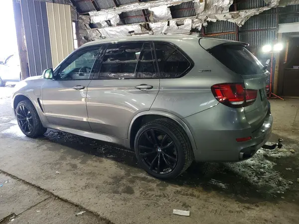 5UXKT0C53J0W03659 2018 BMW X5 - Image 2