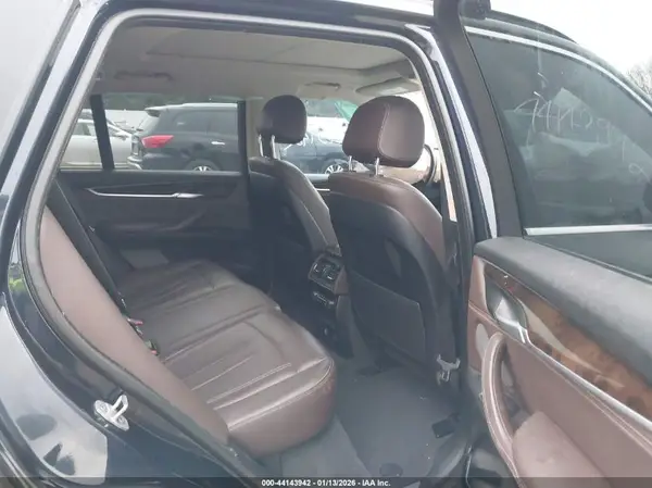 5UXKT0C54G0S75662 2016 BMW X5 - Image 8