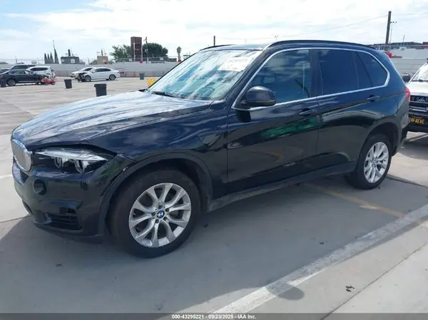 5UXKT0C54G0S76794 2016 BMW X5 - Image 2