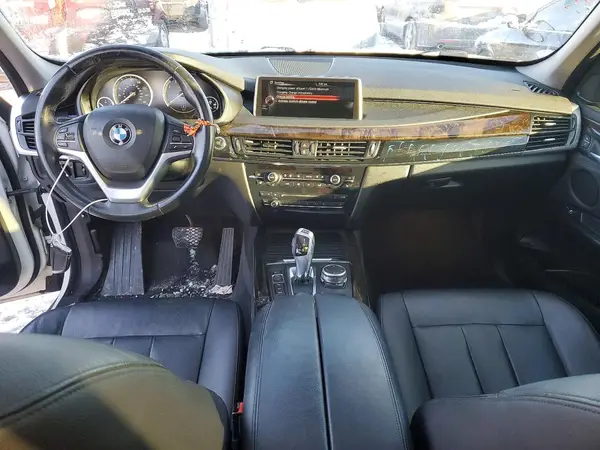 5UXKT0C54G0S78609 2016 BMW X5 - Image 8