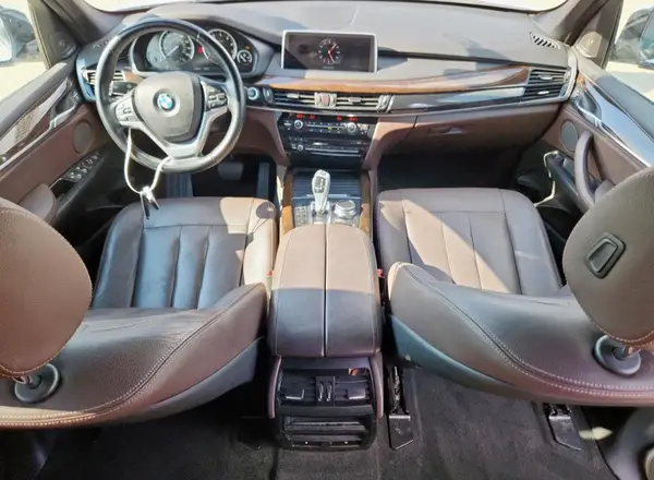 5UXKT0C54H0S79745 2017 BMW X5 - Image 8