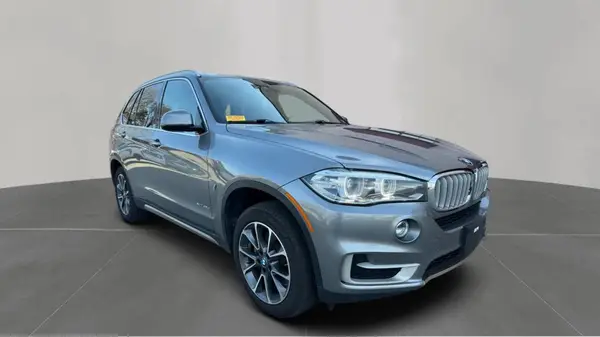 5UXKT0C54J0V98956 2018 BMW X5 - Image 1