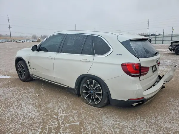5UXKT0C54J0V99976 2018 BMW X5 - Image 2