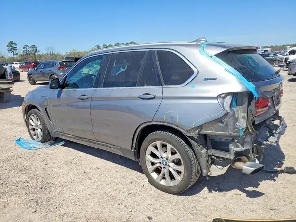 5UXKT0C54J0W01273 2018 BMW X5 - Image 2
