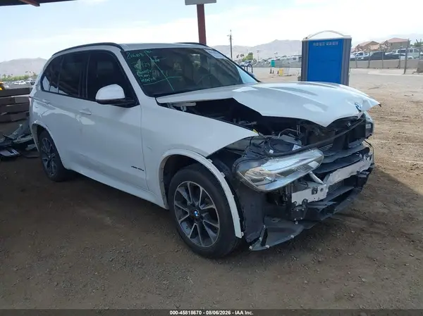 5UXKT0C54J0W01533 2018 BMW X5 - Image 1