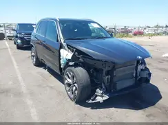 5UXKT0C54J0W02004 2018 BMW X5