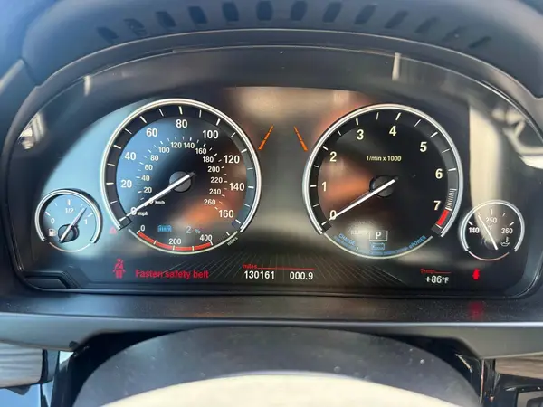 5UXKT0C54J0W02939 2018 BMW X5 - Image 8