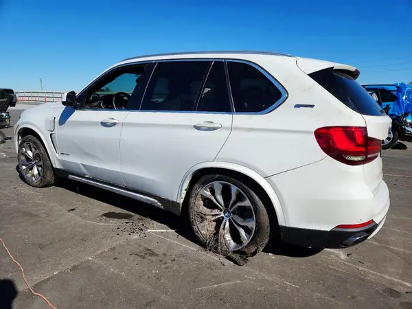 5UXKT0C54J0W03976 2018 BMW X5 - Image 2