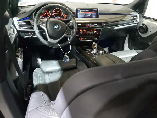 5UXKT0C55H0S79804 2017 BMW X5 - Image 8