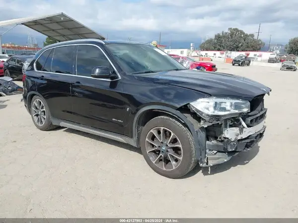 5UXKT0C55J0V98478 2018 BMW X5 - Image 1