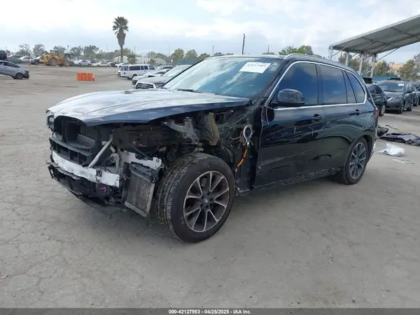 5UXKT0C55J0V98478 2018 BMW X5 - Image 2