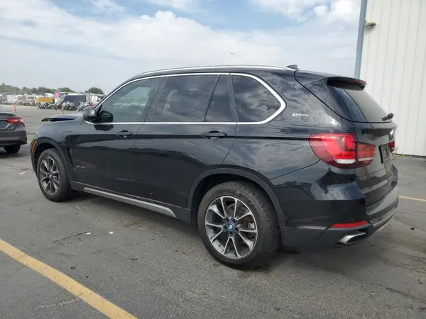 5UXKT0C55J0V99243 2018 BMW X5 - Image 2