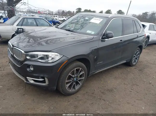 5UXKT0C55J0V99498 2018 BMW X5 - Image 2