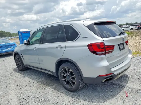 5UXKT0C55J0V99873 2018 BMW X5 - Image 2