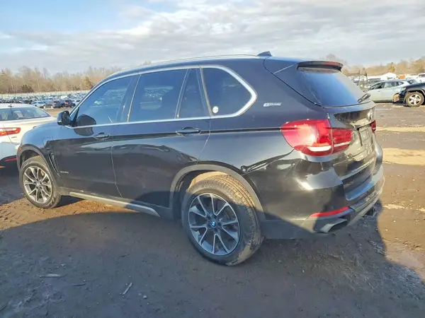 5UXKT0C55J0W00018 2018 BMW X5 - Image 2
