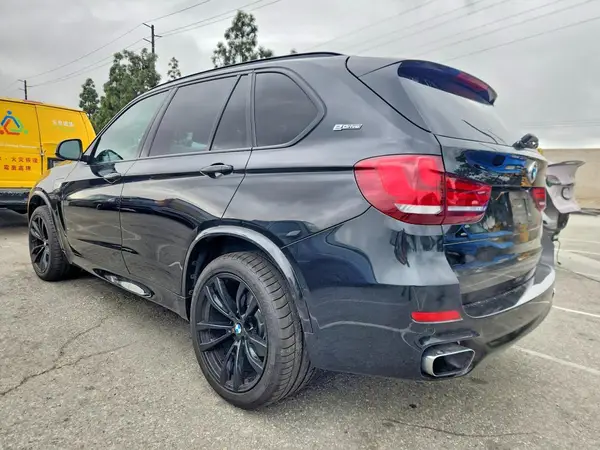 5UXKT0C55J0W01573 2018 BMW X5 - Image 2