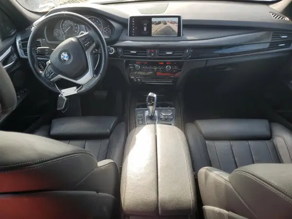 5UXKT0C55J0W01914 2018 BMW X5 - Image 8