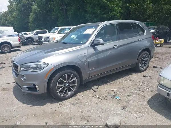 5UXKT0C55J0W04005 2018 BMW X5 - Image 2