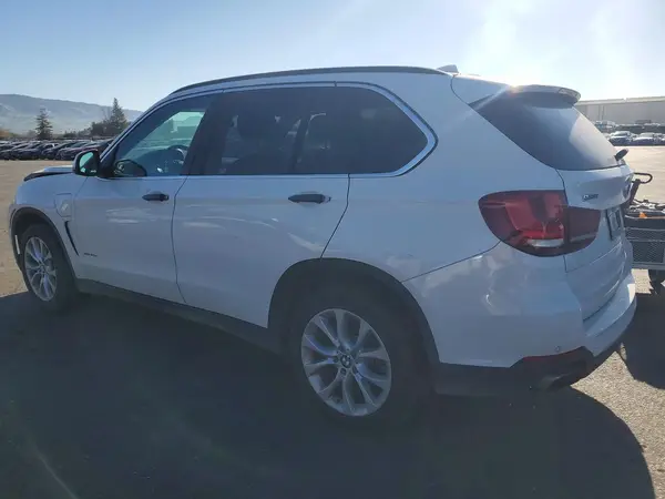 5UXKT0C56G0S74884 2016 BMW X5 - Image 2