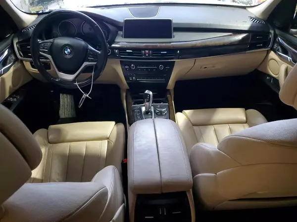 5UXKT0C56G0S76215 2016 BMW X5 - Image 8