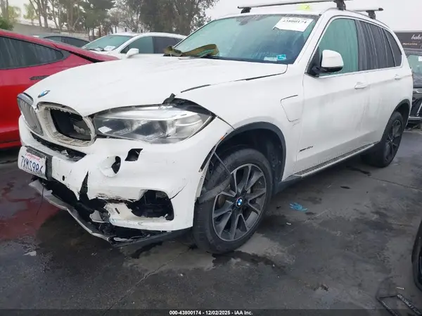 5UXKT0C56G0S77560 2016 BMW X5 - Image 2