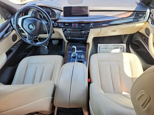 5UXKT0C56J0V98425 2018 BMW X5 - Image 8