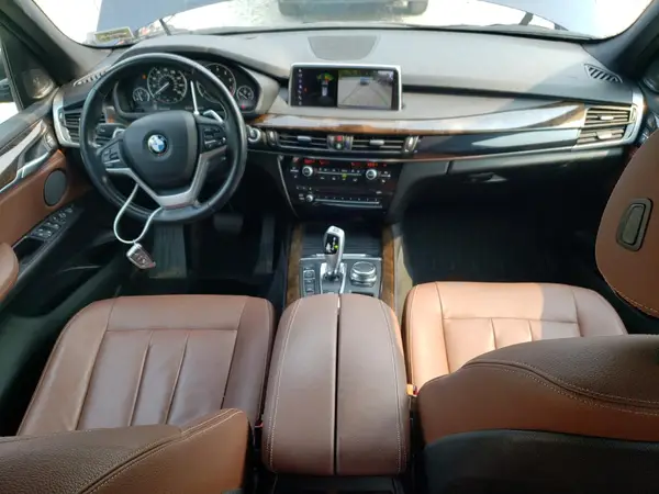 5UXKT0C56J0W01422 2018 BMW X5 - Image 8