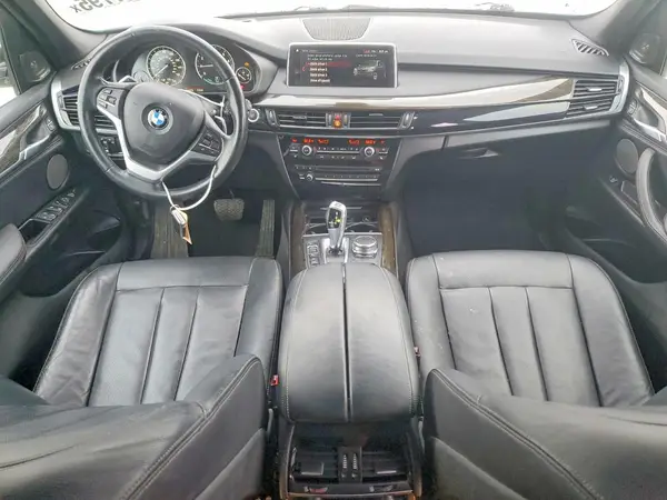 5UXKT0C56J0W02165 2018 BMW X5 - Image 8