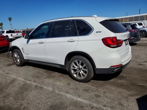 5UXKT0C56J0W03297 2018 BMW X5 - Image 2