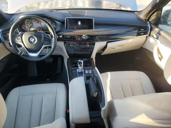 5UXKT0C57J0V98224 2018 BMW X5 - Image 8